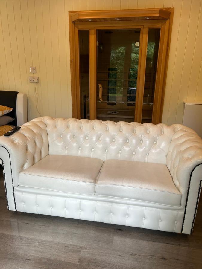 1Lochness Glam Lodges Inverness Extérieur photo