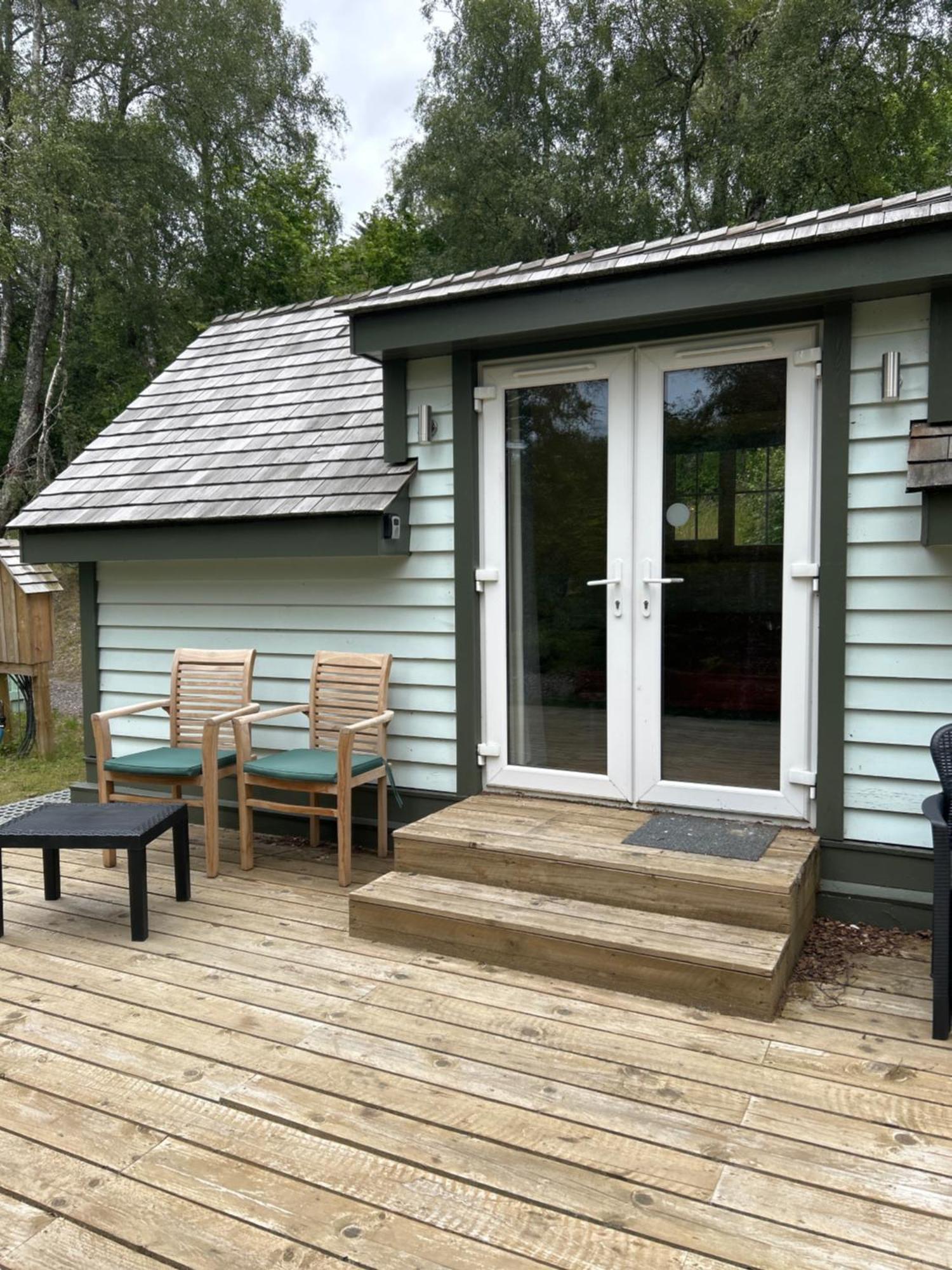 1Lochness Glam Lodges Inverness Extérieur photo